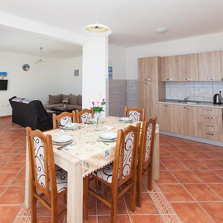 دْغاماي Apartmani Turudic المظهر الخارجي الصورة