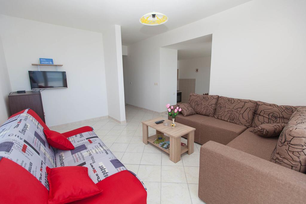 دْغاماي Apartmani Turudic المظهر الخارجي الصورة