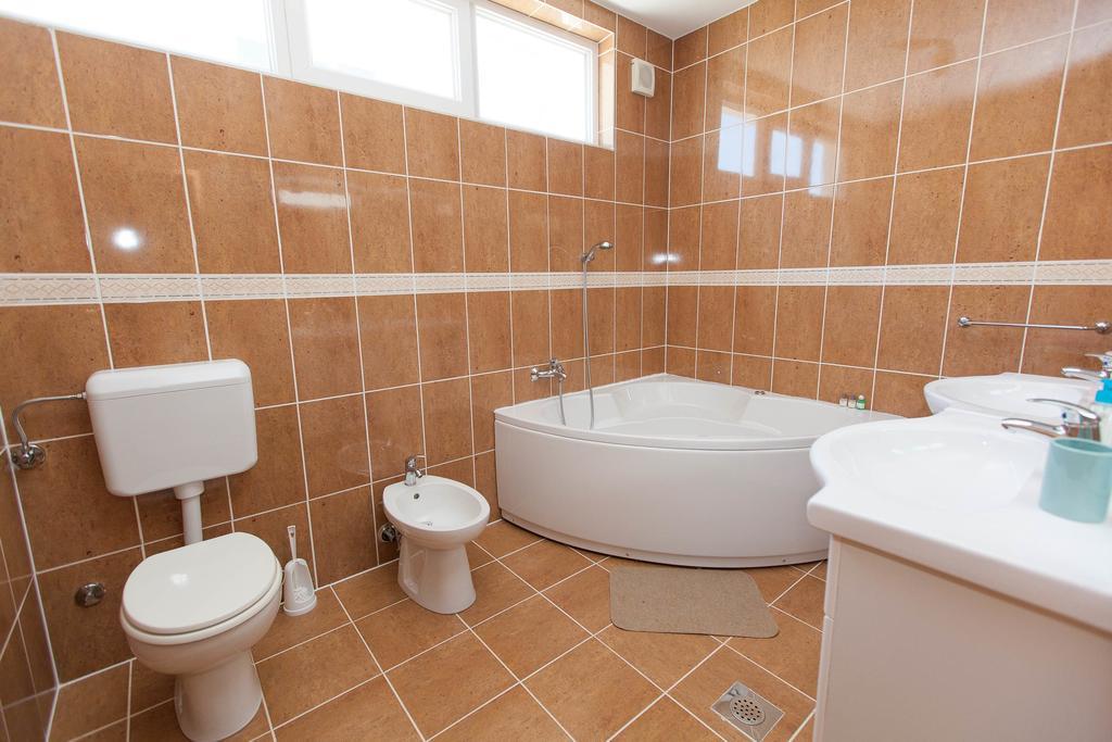 دْغاماي Apartmani Turudic المظهر الخارجي الصورة